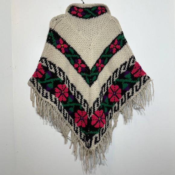 Chunky Knit Floral Bohemian Poncho Cream Multi Color Fringe Collar Vintage - Picture 9 of 9